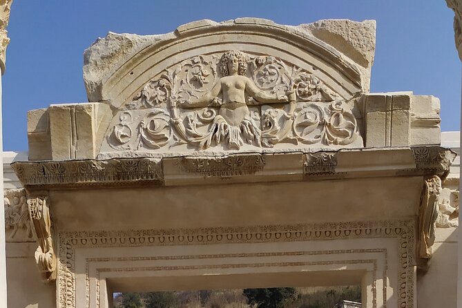 Best of Ephesus Tour From Kusadasi: Temple of Artemis, St John Basilica, Isa Bey Mosque - Ephesus rewards a guide who can set the scene