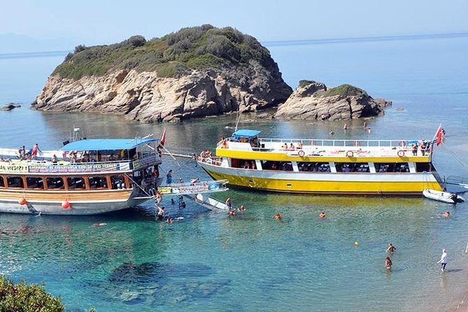Boat Trip with Lunch From Kusadasi Port / Hotels - Pine Bay: a final swim facing Samos