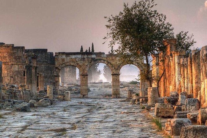 Daily Pamukkale and Hierapolis Tour from Kusadasi and Selcuk - Heat, footwear and a little planning