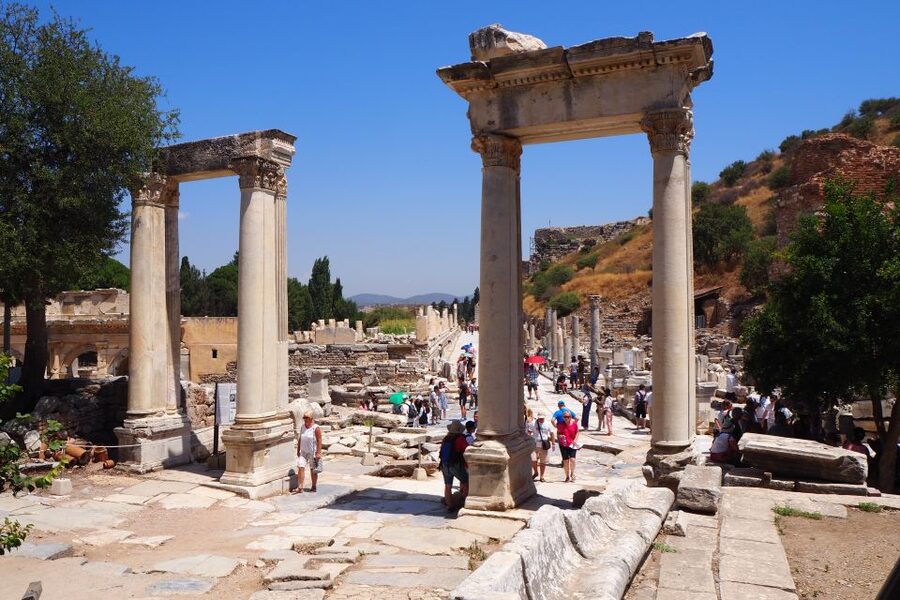Ephesus: 4-Hour Guided Tour with Transfer from Kusadasi - What the $89 price does and does not cover