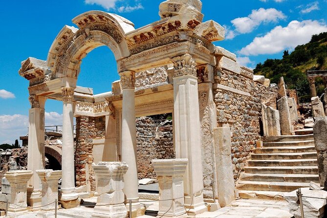 Ephesus and Virgin Mary House Private Tour with Lunch and Pickup - Ephesus: follow the city from agora to theater
