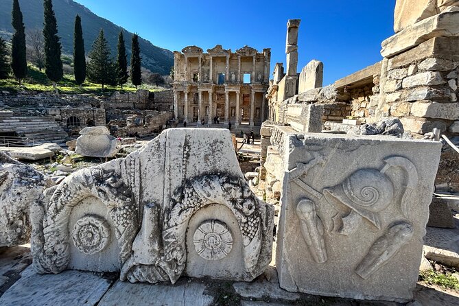 Ephesus and Virgin Mary Tour with Skip the Line, Lunch incl. - Artemis, Isa Bey Mosque, and the Terrace Houses
