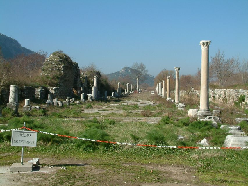 Ephesus Bible Study Tour from Kusadasi or Izmir - A quiet beginning at the House of the Virgin Mary