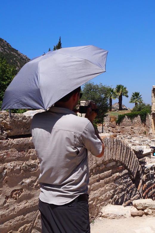 Ephesus: Half-Day Tour from Kusadasi - The first impression: a city made for walking