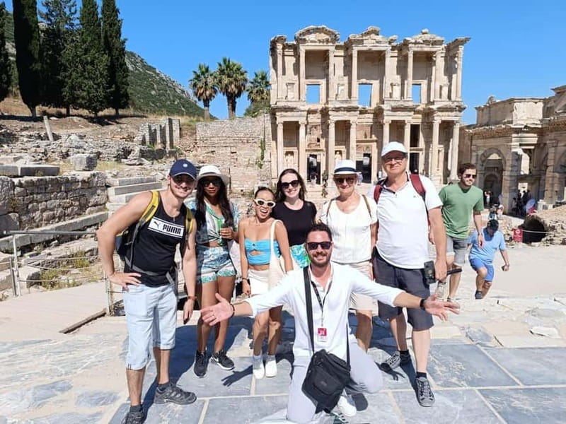 Ephesus: Mary's House Private & Group Tour with Ticket+Lunch - Mary’s House: a quiet first stop