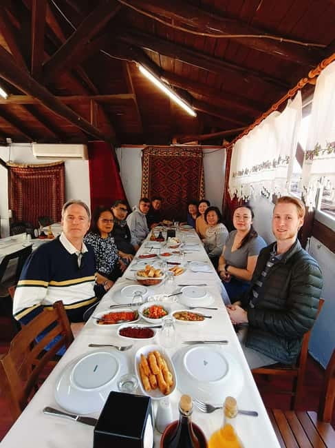 Ephesus: Mary's House Private & Group Tour with Ticket+Lunch - Guides, group size and the feel of the day