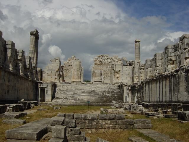 Ephesus, Priene, Miletos and Didyma Tour - Didyma: The Temple of Apollo and its oracle