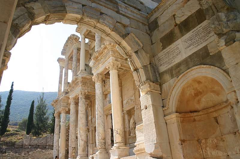 Ephesus: Small Group Tour for Cruise Passengers - The Temple of Artemis: a wonder reduced to fragments