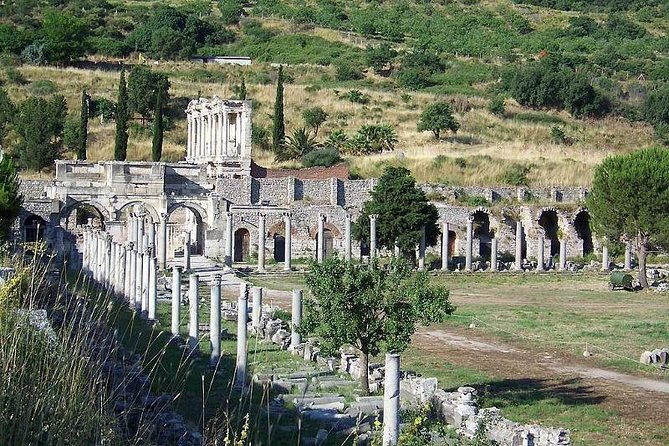 Ephesus Small Group Tour From Kusadasi Port / Hotels - Isa Bey Mosque: an Anatolian turn in the story
