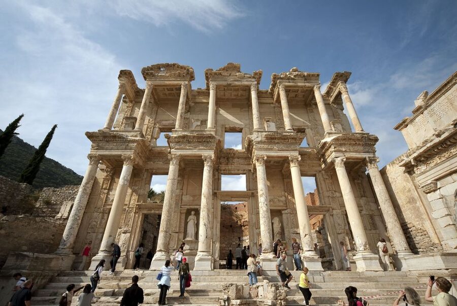 From Izmir: Guided Tour of the Ancient City of Ephesus - Lunch, the Temple of Artemis and shopping stops
