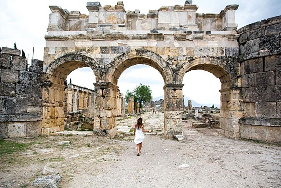 From Kusadasi and Selcuk: Pamukkale and Hiearapolis Tour - FAQ