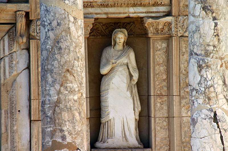 From Kusadasi or Izmir: Ephesus Private Tour - Starting early and arriving with energy