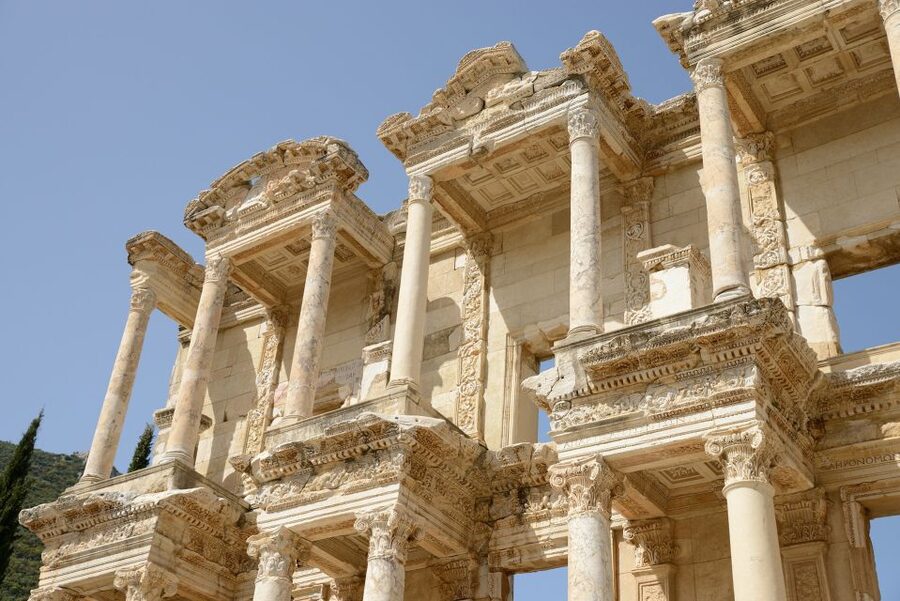 Kusadasi: Ephesus & House of Virgin Mary Fully Guided Tour - Ephesus, one downhill walk at a time