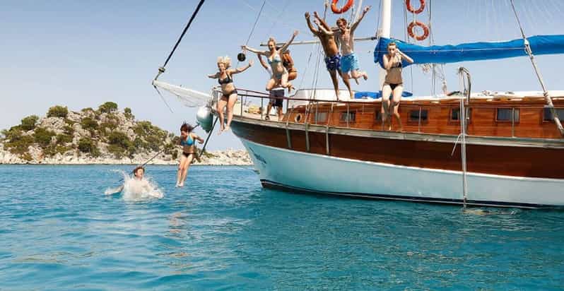 Kusadasi: Full–Day Boat Trip with Lunch - Getting from your hotel to the boat