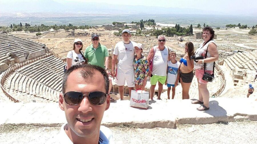 Kusadasi: Guided Pamukkale Tour - The long road from Kusadasi to Pamukkale