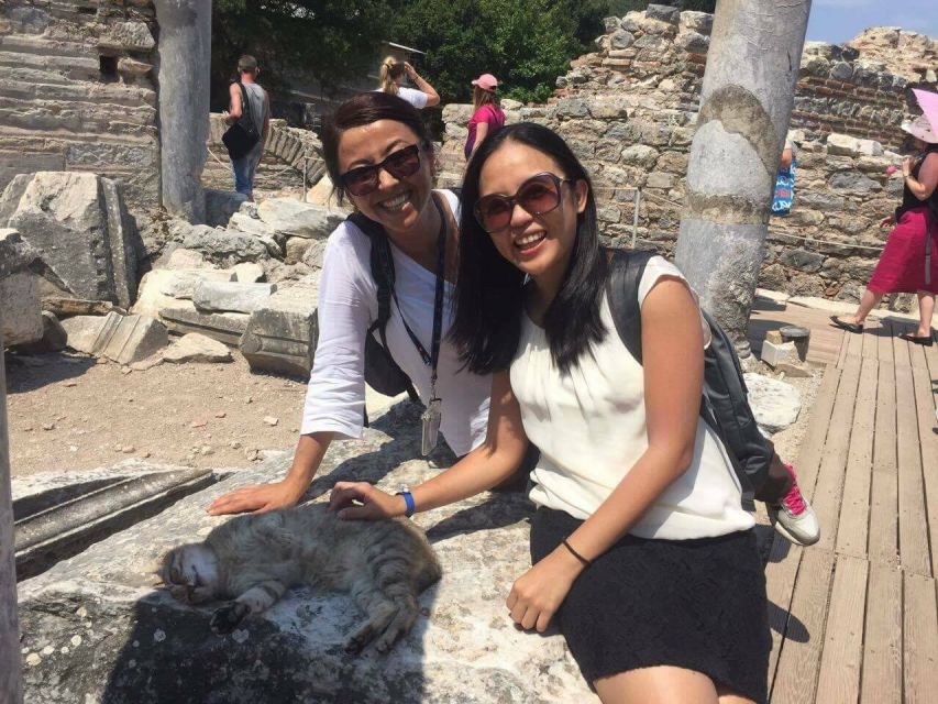 Kusadasi: Guided Pamukkale Tour - Lunch and the possible workshop stop