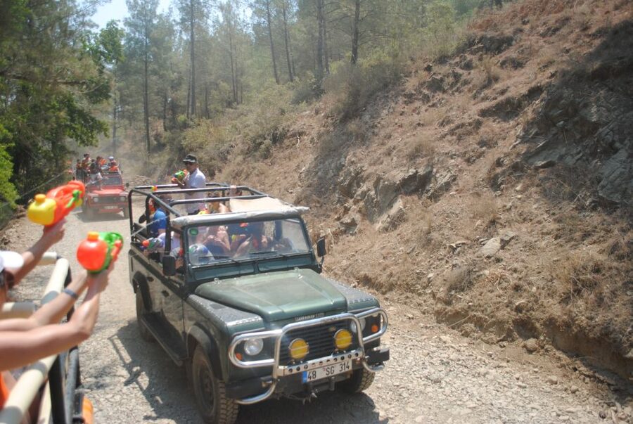 Kusadasi Jeep Safari w/ Lunch and Water Fight - Getting picked up and choosing the right day