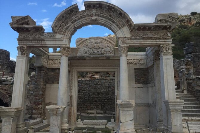 LESS Walking Tour : Private Ephesus, House of Virgin Mary, Temple - Who will get the most from this tour
