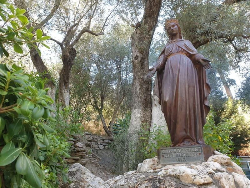 Private Ephesus Bible Study Tour From Kusadasi Cruisers Only - A quiet pause at the House of the Virgin Mary