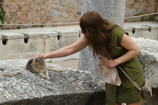 PRIVATE Ephesus Full Day Tour from Izmir - Lunch, shopping stops, and setting your boundaries