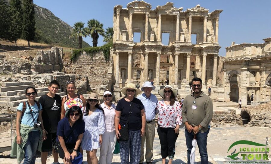 PRIVATE EPHESUS TOUR FOR CRUISERS: On-time Return Guaranteed - Walking the marble streets of Ephesus