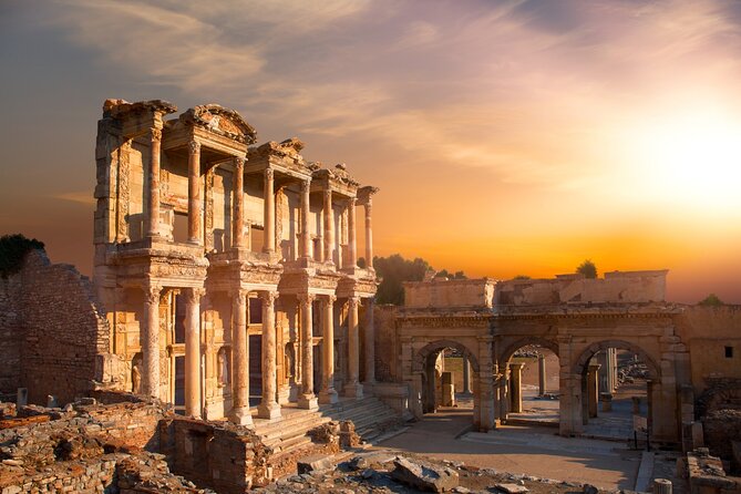 Private Ephesus Tour & Turkish Bath Hamam Experience in Kusadasi - The Hamam: Heated Marble, Scrub, and Foam