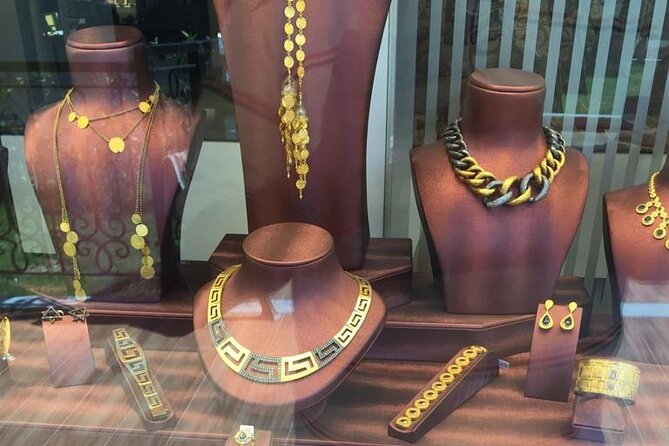 "private Ephesus tours "" wholesaler Shop Tours ""from cruise port Kusadasi " - Leather craftsmanship in Selçuk