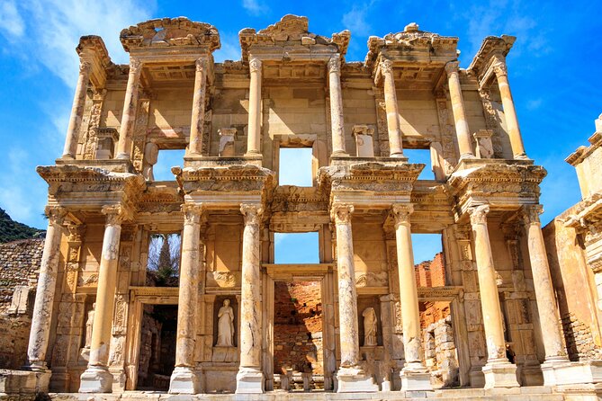 SKIP-THE-LINE: BEST OF EPHESUS PRIVATE TOUR with Lunch & ENTRY - Mary’s House, a quiet and meaningful contrast