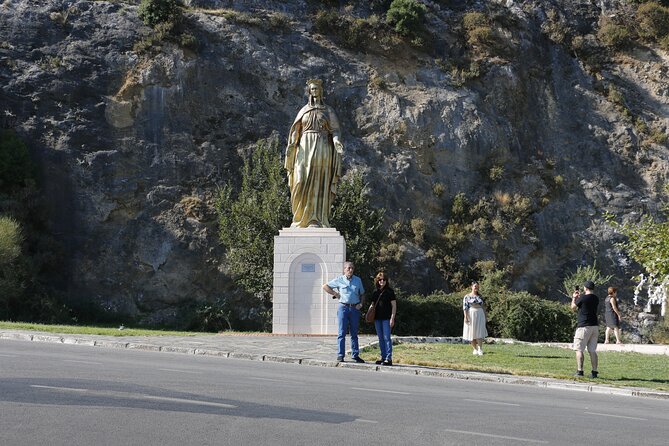 Small Group Ephesus and Sirince Day Tour from Kusadasi/Selcuk - Lunch, transport and group size