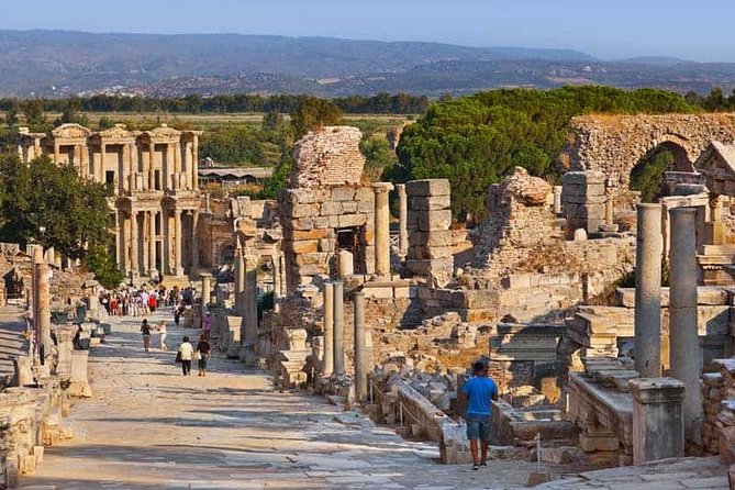Top-Rated Ephesus and House of Virgin Mary Tour for Cruisers - The Temple of Artemis is a short stop
