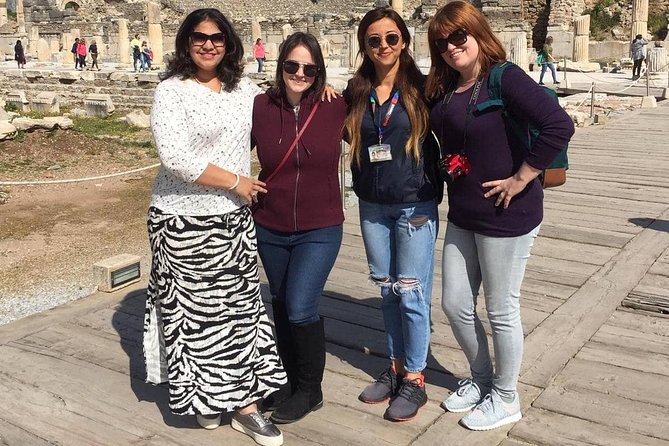 Top-Rated: Ephesus & Artemis Tour for Cruisers WITH ENTRY TICKETS - Lunch, local flavor, and shopping stops